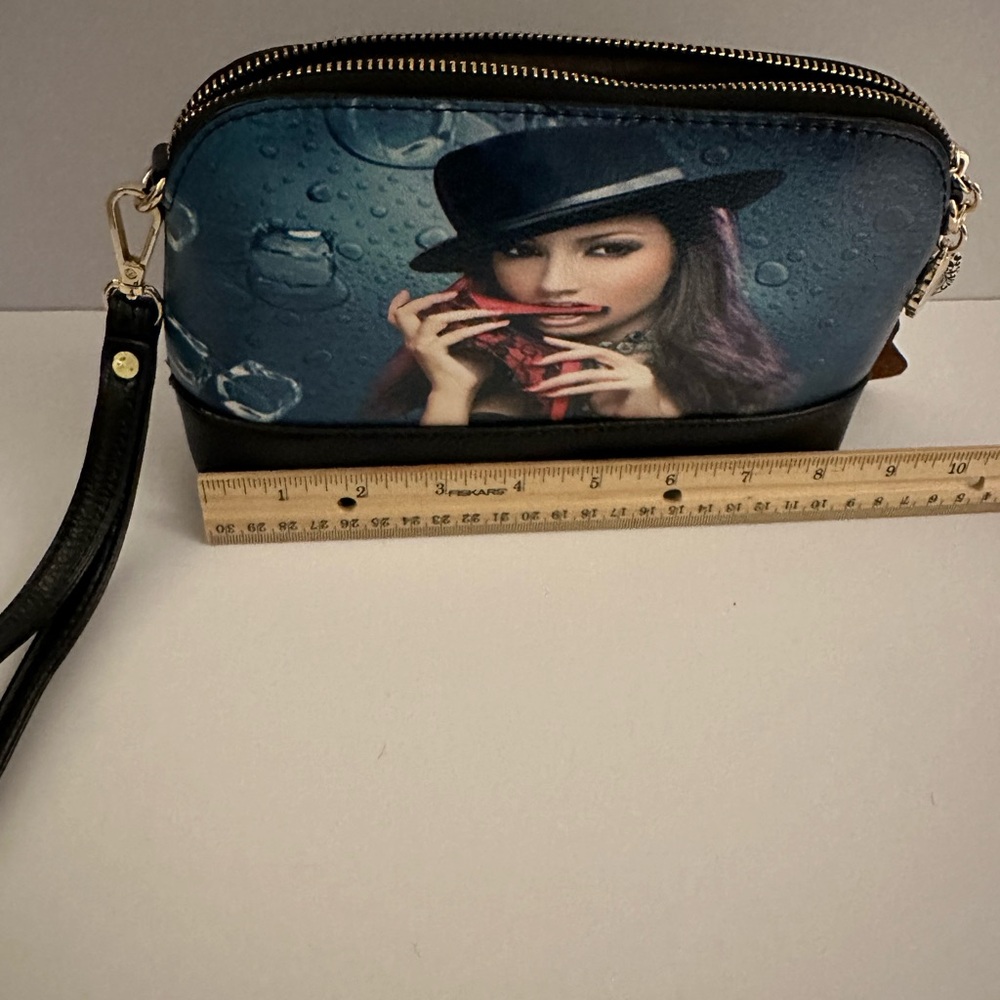 Wristlet/Crossbody bag, brand new!